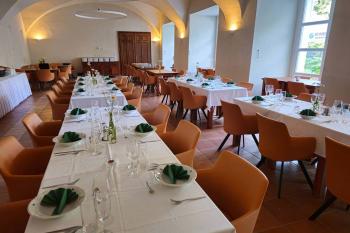 Svatba na Zámku - stolování - zelené barvy